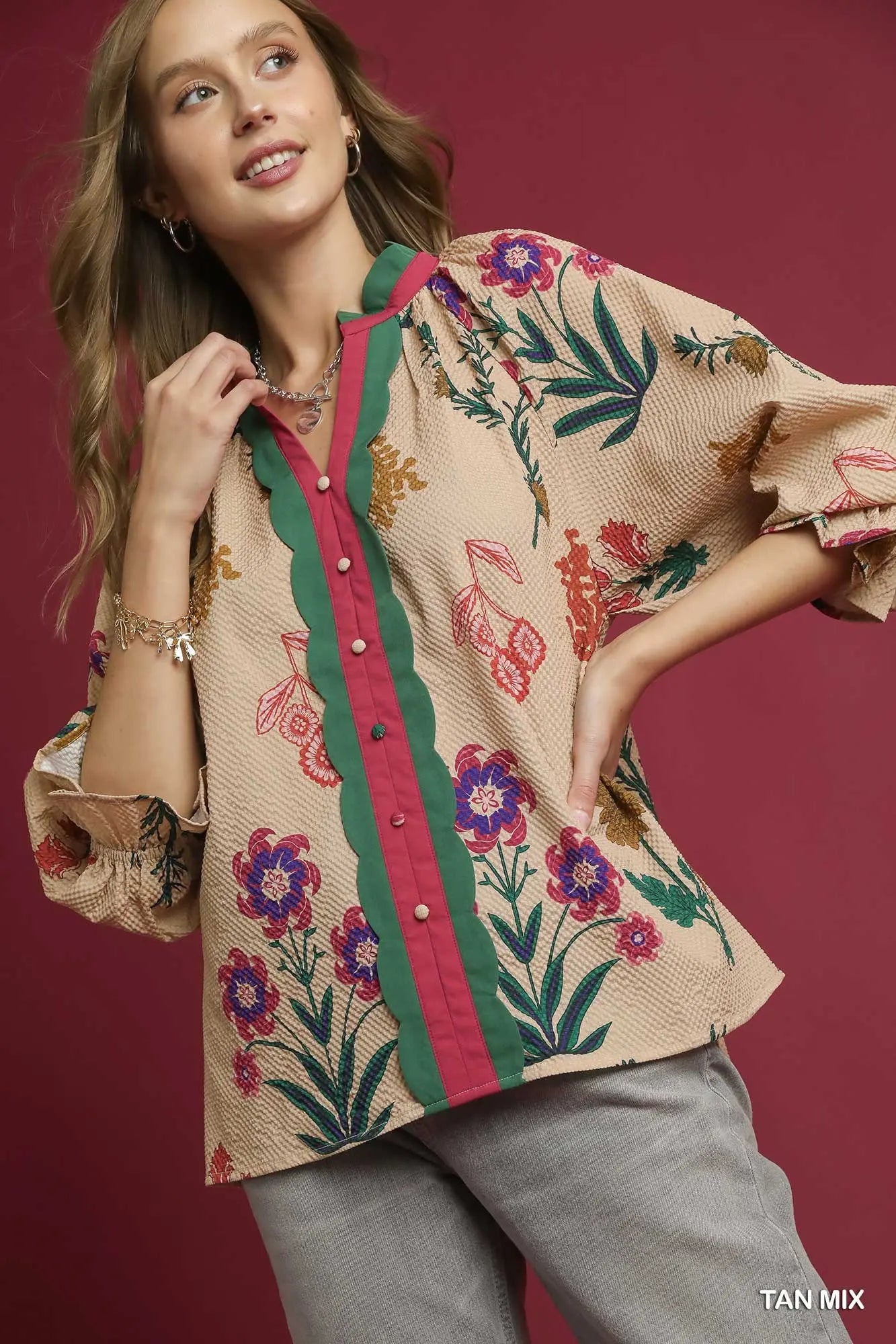 737 Mix floral top