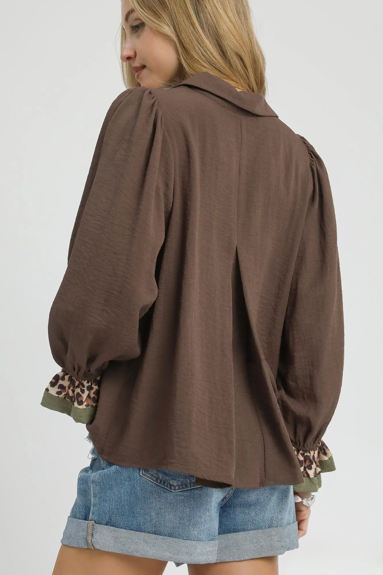 732 chocolate w/leopard detail