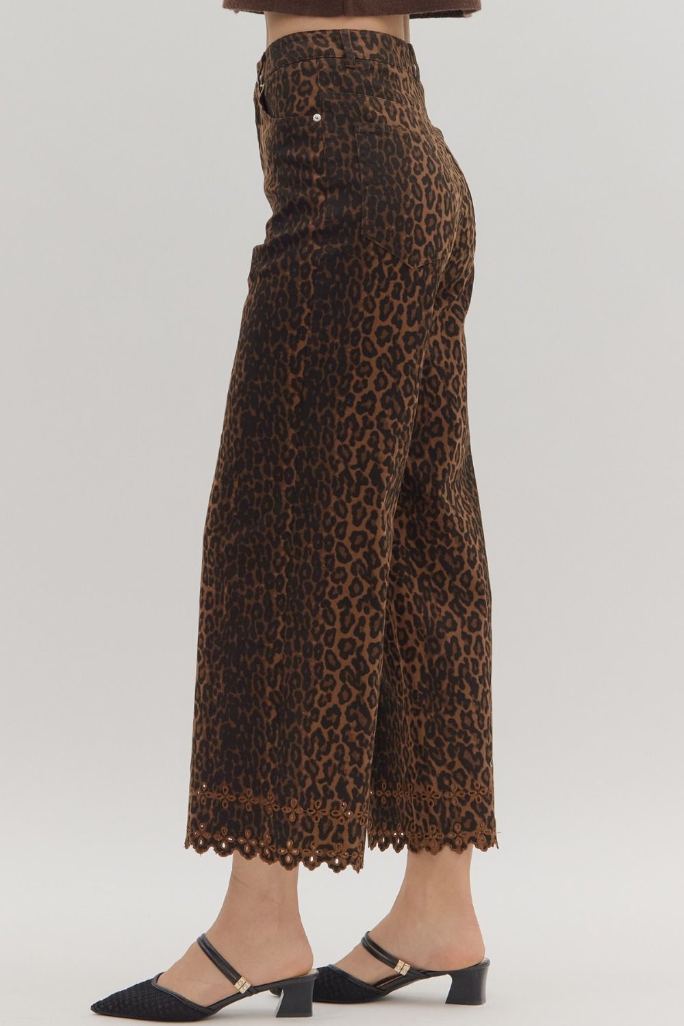 703 Leopard pants