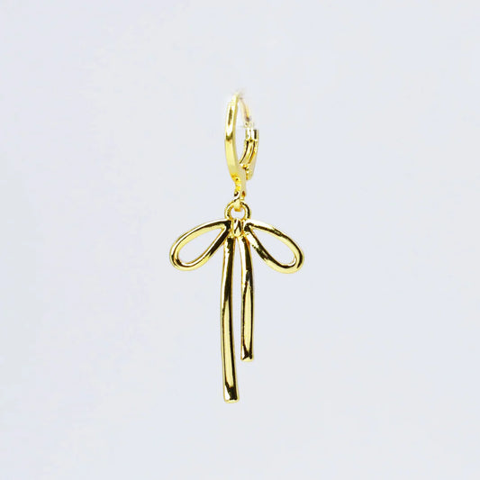 CH209 Bow drop charm