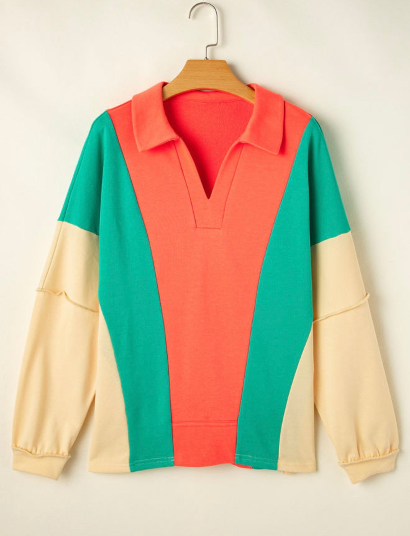 473 Colorblock pullover