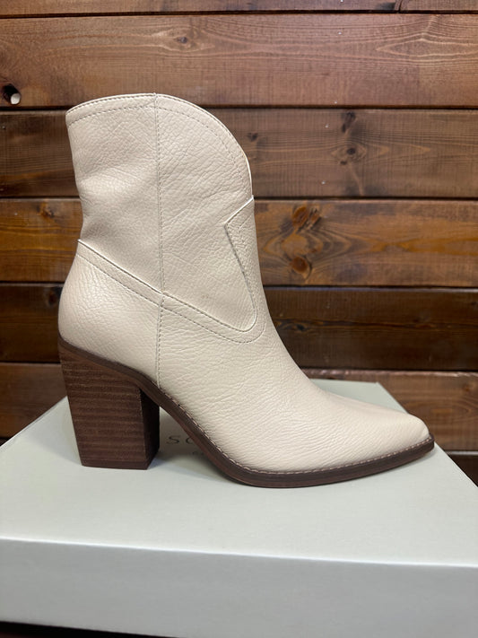 S1 Beige bootie