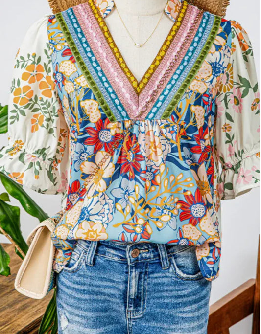 554 Boho V Neck Half Sleeve Floral Blouse