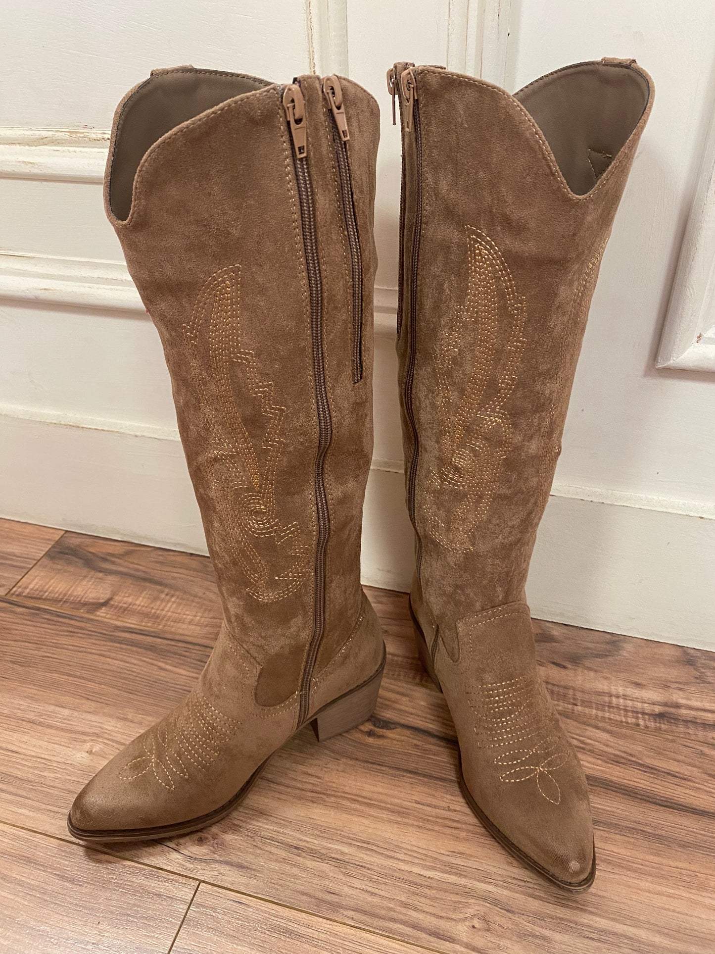 S30 taupe cowboy boots